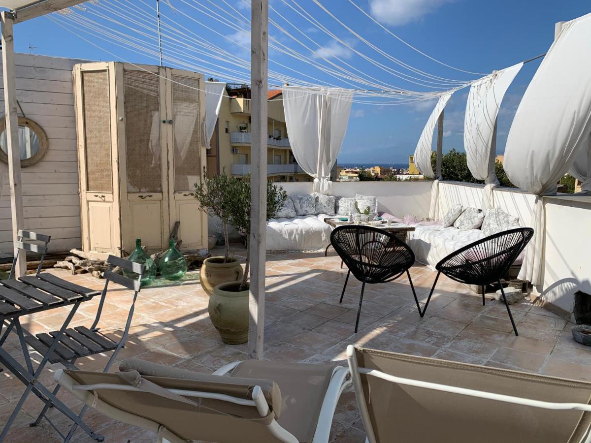 Il Giardino D'Ulisse Acomodação com café da manhã Reggio di Calabria Exterior foto