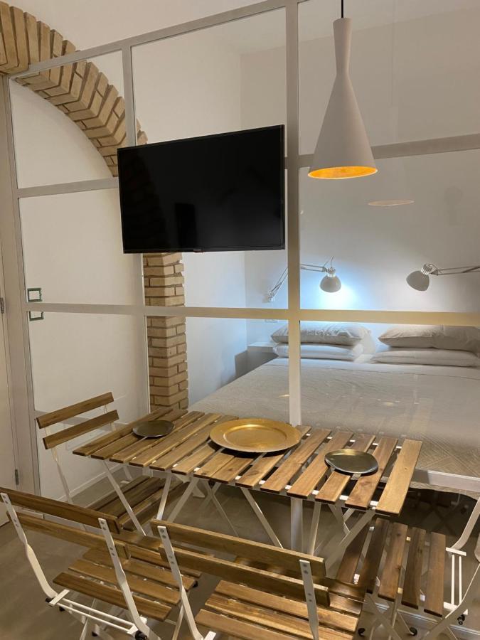 Il Giardino D'Ulisse Acomodação com café da manhã Reggio di Calabria Exterior foto