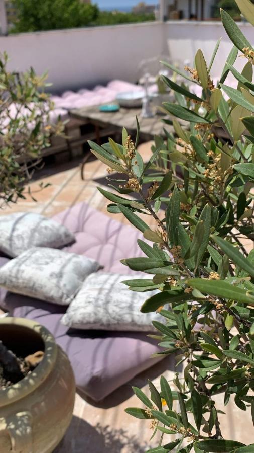 Il Giardino D'Ulisse Acomodação com café da manhã Reggio di Calabria Exterior foto