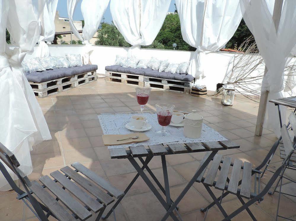 Il Giardino D'Ulisse Acomodação com café da manhã Reggio di Calabria Exterior foto